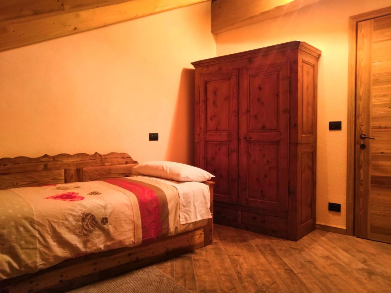 Souvenir De Tsaneli Apartment Roisan Ngoại thất bức ảnh